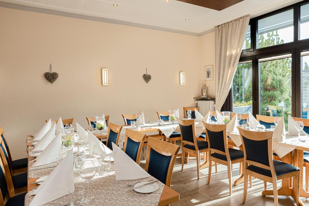 Hotel-Restaurant Fueck Leverkusen Buitenkant foto