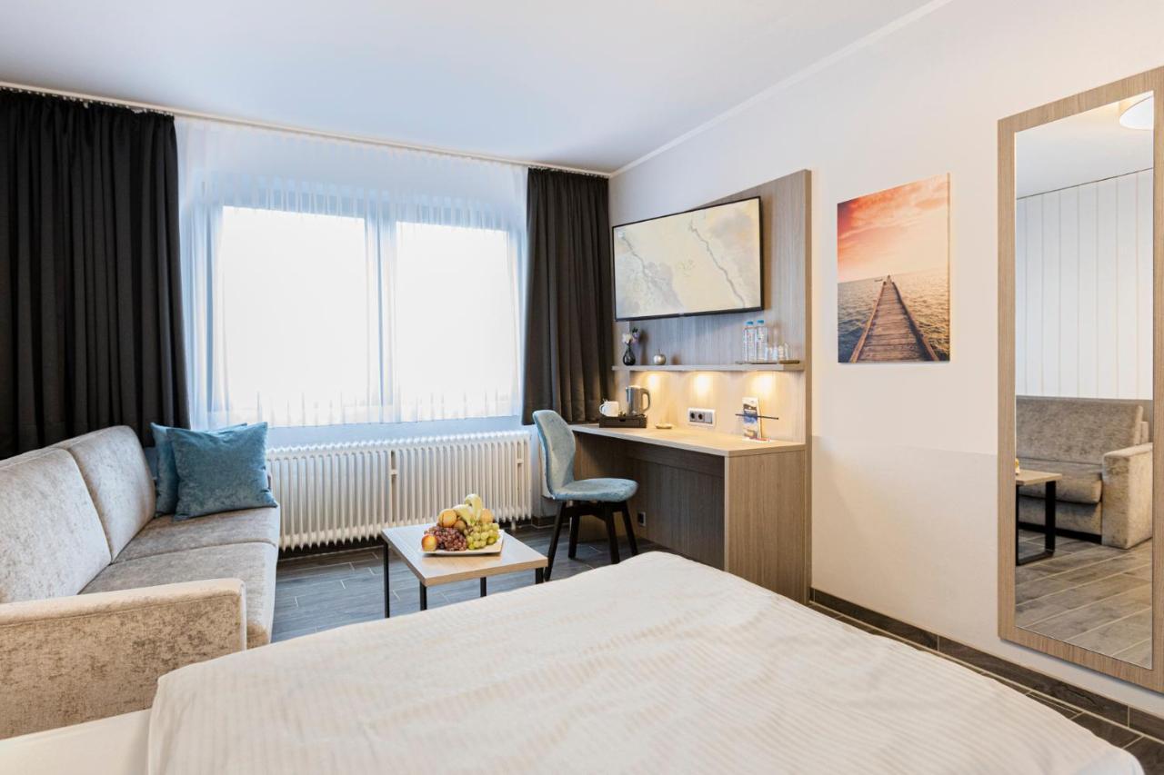 Hotel-Restaurant Fueck Leverkusen Buitenkant foto