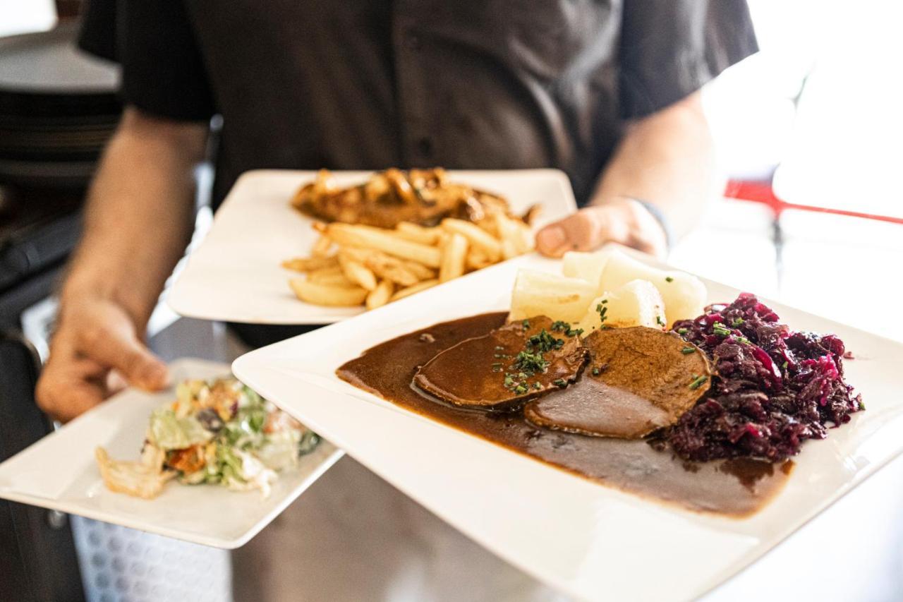 Hotel-Restaurant Fueck Leverkusen Buitenkant foto
